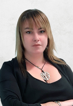 Esther Salvador